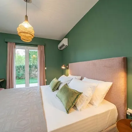 & Elegant With Private Garden Appartement Argostoli (Kefalonia)