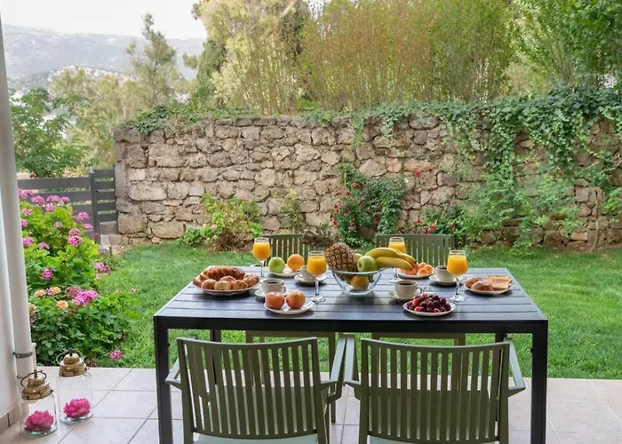 Appartement & Elegant With Private Garden *