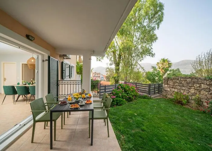 Appartement & Elegant With Private Garden Argostoli (Kefalonia)