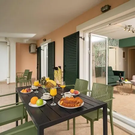 Apartmán & Elegant With Private Garden Argostoli (Kefalonia)